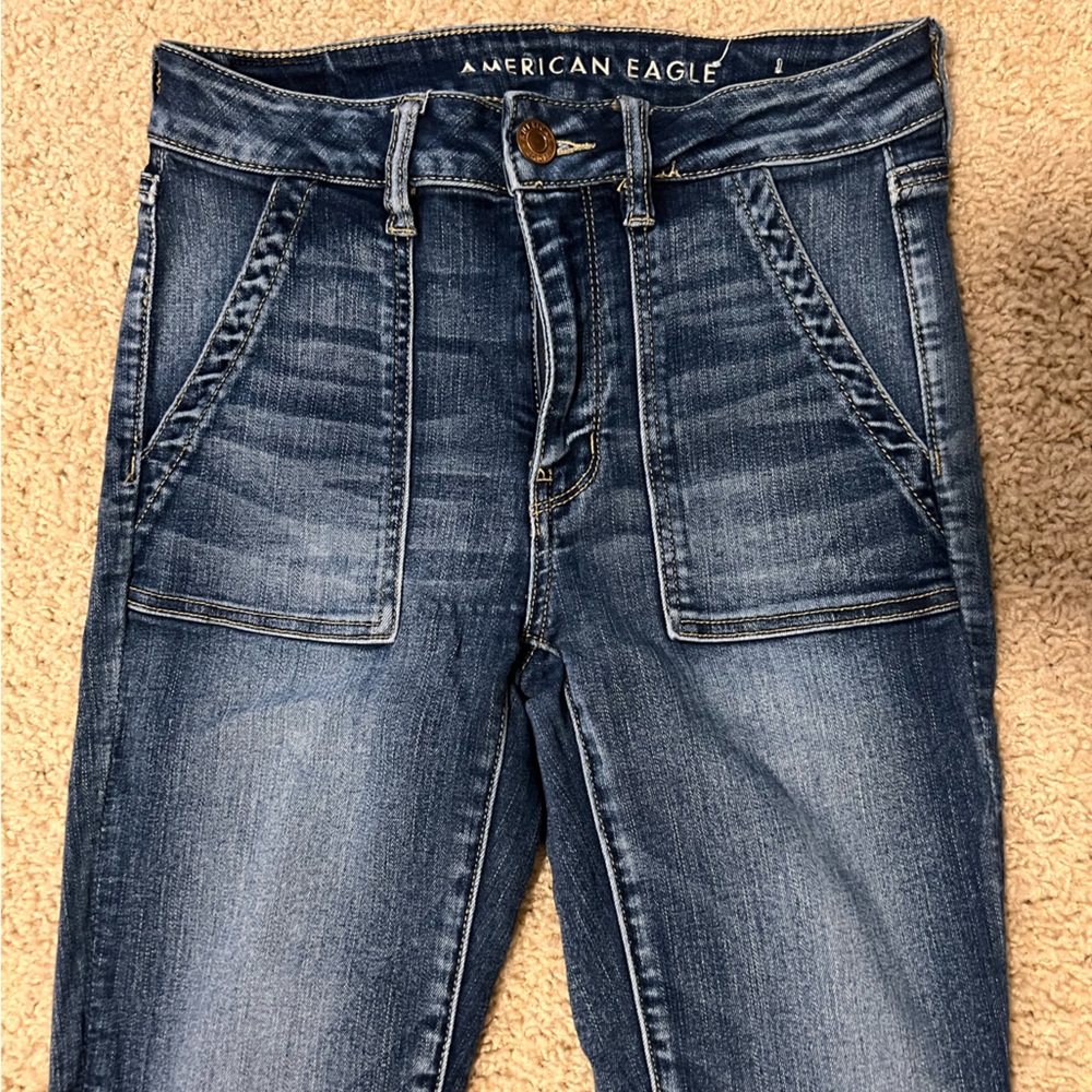 👖2/$35 American Eagle high wasted jeggings crop next level stretch size 6 denim
